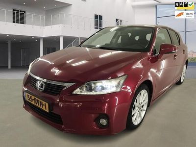 Lexus CT200h