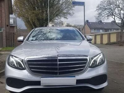 Mercedes E200