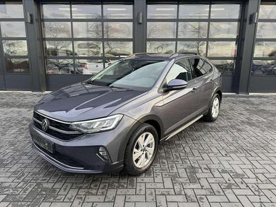 Grijs Gebruikt 2022 VW Taigo Life SUV | € 17.950 (Goede deal)