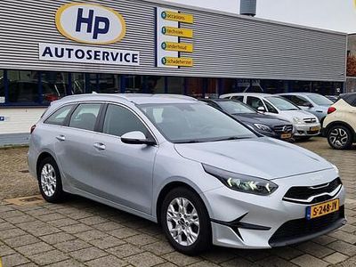 Grijs Gebruikt 2023 Kia Ceed Sportswagon Stationwagen | € 16.000 (Goede deal)