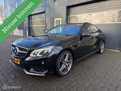 Zwart Gebruikt 2014 Mercedes E350 Avantgarde Sedan | € 16.250 (Super prijs)