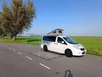 Wit Occasion 2015 Peugeot Expert Van | € 18.000