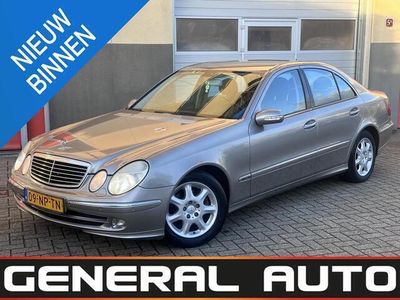 tweedehands Mercedes E200 K. Avantgarde Automaat