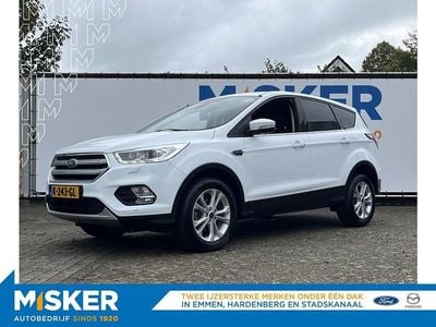 Wit Gebruikt 2017 Ford Kuga Titanium SUV | € 14.900 (Eerlijke prijs)