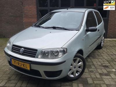 Groen (metallic) Occasion 2005 Fiat Punto Young Hatchback | € 1.499 (Iets duurder)