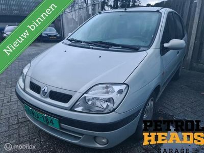 tweedehands Renault Scénic 1.6-16V RXE # INRUILDEAL | airco | Trekhaak