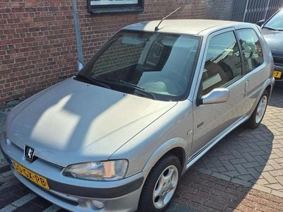Peugeot 106