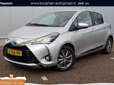 Grijs Occasion 2017 Toyota Yaris Hybrid Hatchback | € 16.299 (Eerlijke prijs)