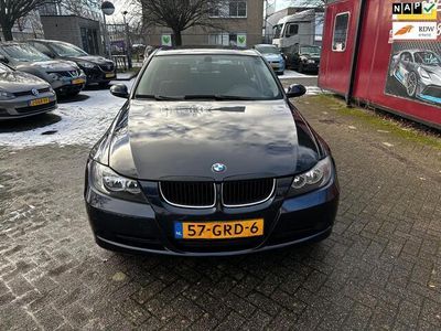 tweedehands BMW 318 3-SERIE i