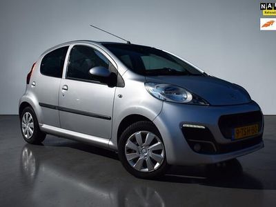 Occasion Peugeot 107 Active 68 PK (50 kW) 2014 Grijs (metallic) Hatchback
