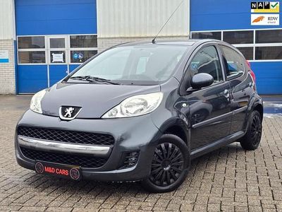 Grijs Occasion 2009 Peugeot 107 Hatchback | € 1.950 (Eerlijke prijs)