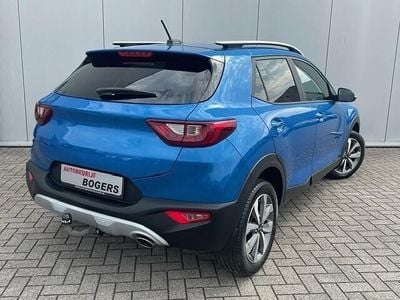 Occasion Kia Stonic 101 PK (74 kW) 2022 Blauw (metallic) SUV