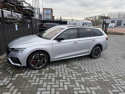 Occasion 2021 Skoda Octavia RS Stationwagen | € 26.000 (Duur)