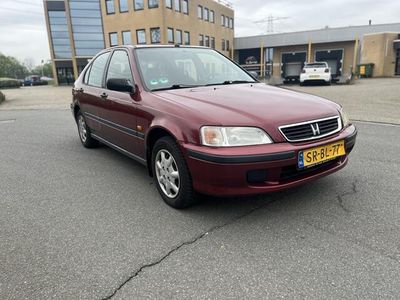 tweedehands Honda Civic 1.5i VTEC-E Apk Trekhaak INRUILKOOPJE Airco