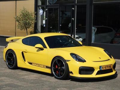 Porsche Cayman GT4