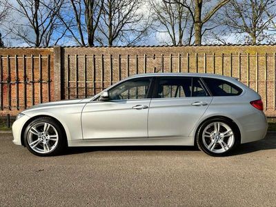 tweedehands BMW 330 Luxury | H&K Audio | Trekhaak | Pano | Sportstoel