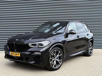 Zwart Occasion 2021 BMW X5 Executive SUV | € 68.540 (Duur)
