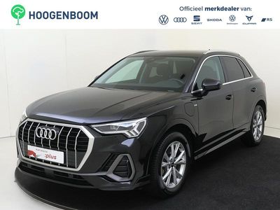 Zwart Occasion 2022 Audi Q3 Basis SUV | € 31.450 (Goede deal)