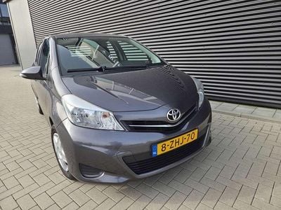 Occasion Toyota Yaris 69 PK (50 kW) 2015 Grijs Hatchback