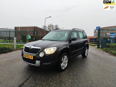 Zwart (metallic) Gebruikt 2011 Skoda Yeti Comfort SUV | € 3.499 (Iets duurder)