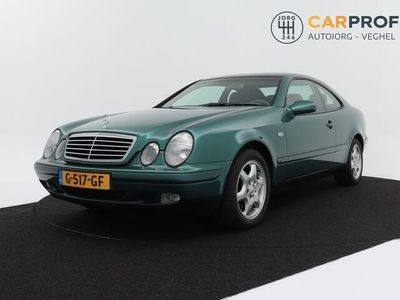 Groen Gebruikt 1998 Mercedes 200 Coupé | € 19.995