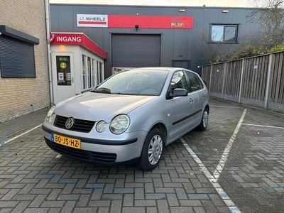 Occasion VW Polo 2002 Grijs (metallic) Hatchback