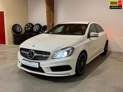 Wit Gebruikt 2015 Mercedes A180 AMG line Hatchback | € 15.995 (Eerlijke prijs)