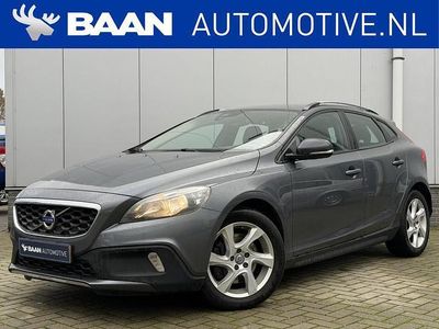 Gebruikt 2014 Volvo V40 CC Summum Stationwagen | € 6.999 (Duur)