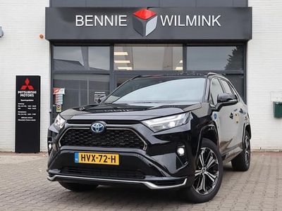 Zwart Occasion 2025 Toyota RAV4 Style SUV | € 47.995 (Eerlijke prijs)