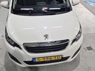 Occasion Peugeot 108 Active 72 PK (52 kW) 2019 Wit Sedan