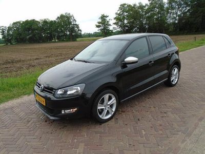 tweedehands VW Polo 1.2 Easyline BLACK EDITION 17 inch 5 DRS