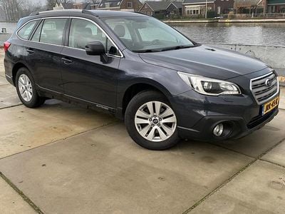 Grijs (metallic) Gebruikt 2017 Subaru Outback Premium Stationwagen | € 15.950