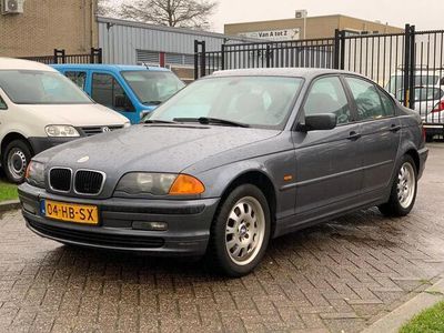 tweedehands BMW 318 3-SERIE i Executive