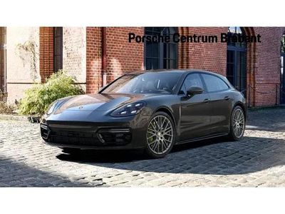Porsche Panamera 4