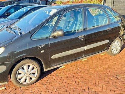 Zwart Gebruikt 2004 Citroën Xsara Picasso MPV | € 450