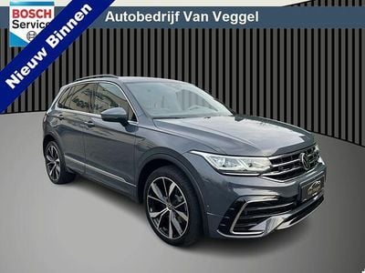 Grijs Gebruikt 2022 VW Tiguan R-line SUV | € 29.250 (Eerlijke prijs)