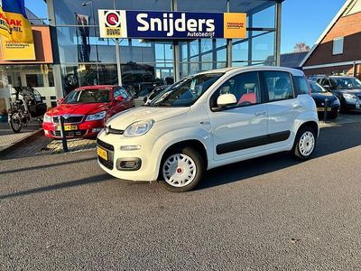 Wit (metallic) Gebruikt 2013 Fiat Panda Hatchback | € 5.850 (Iets duurder)