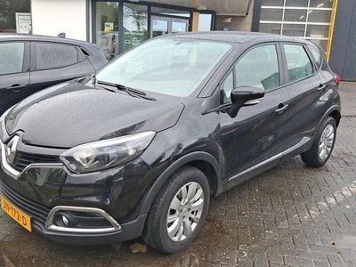Zwart Gebruikt 2016 Renault Captur Expression SUV | € 10.840