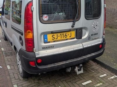 Grijs Gebruikt 2003 Renault Kangoo MPV | € 2.500 (Goede deal)