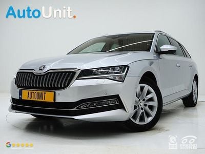 Grijs Occasion 2020 Skoda Superb Style Stationwagen | € 26.840 (Eerlijke prijs)