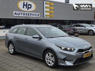 Occasion Kia Ceed 2023 Grijs Hatchback