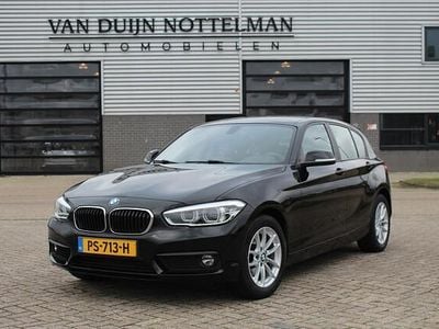 Zwart Gebruikt 2017 BMW 118 Executive Hatchback | € 16.950 (Eerlijke prijs)