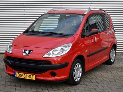 tweedehands Peugeot 1007 1.4 URBAN / APK T/M 19-10-2024