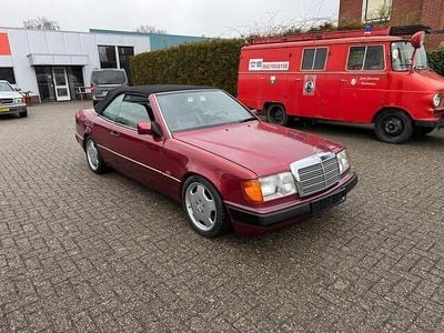 Occasion Mercedes 300 219 PK (161 kW) 1993 Rood Cabriolet