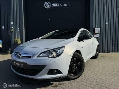 Opel Astra GTC