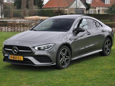 Grijs Gebruikt 2020 Mercedes E250 AMG line Sedan | € 31.950 (Duur)