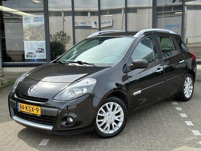 tweedehands Renault Clio Estate 1.6-16V Dynamique NAVI / Trekhaak