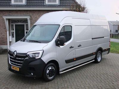 Grijs Gebruikt 2022 Renault Master Komfort Van | € 25.990 (Goede deal)