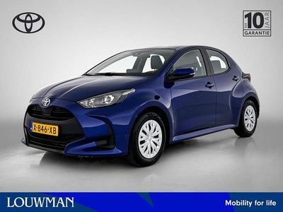 Blauw Gebruikt 2024 Toyota Yaris Active Hatchback | € 20.945 (Eerlijke prijs)