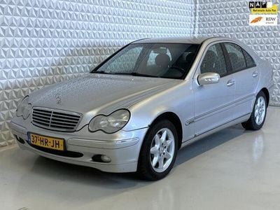 Mercedes C240